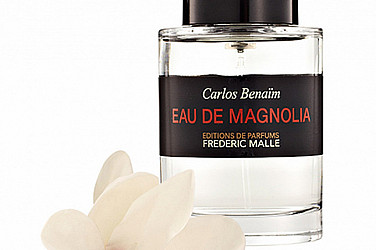 201408-omag-Val-fragrance-composite-949x1356